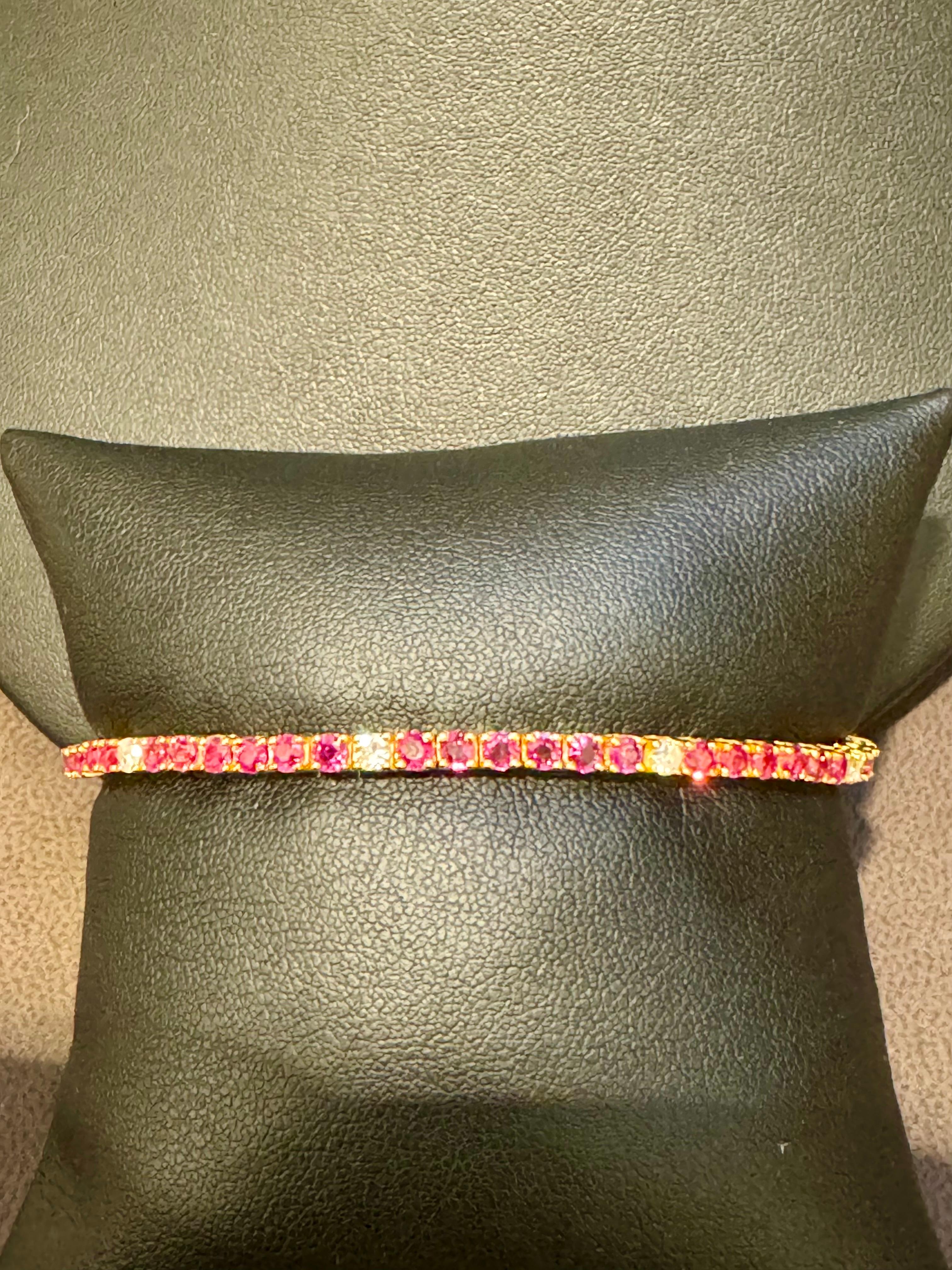 Brazalete de tenis de oro amarillo de 14 quilates con rubí redondo natural y diamantes 6,75 pulgadas en venta 2