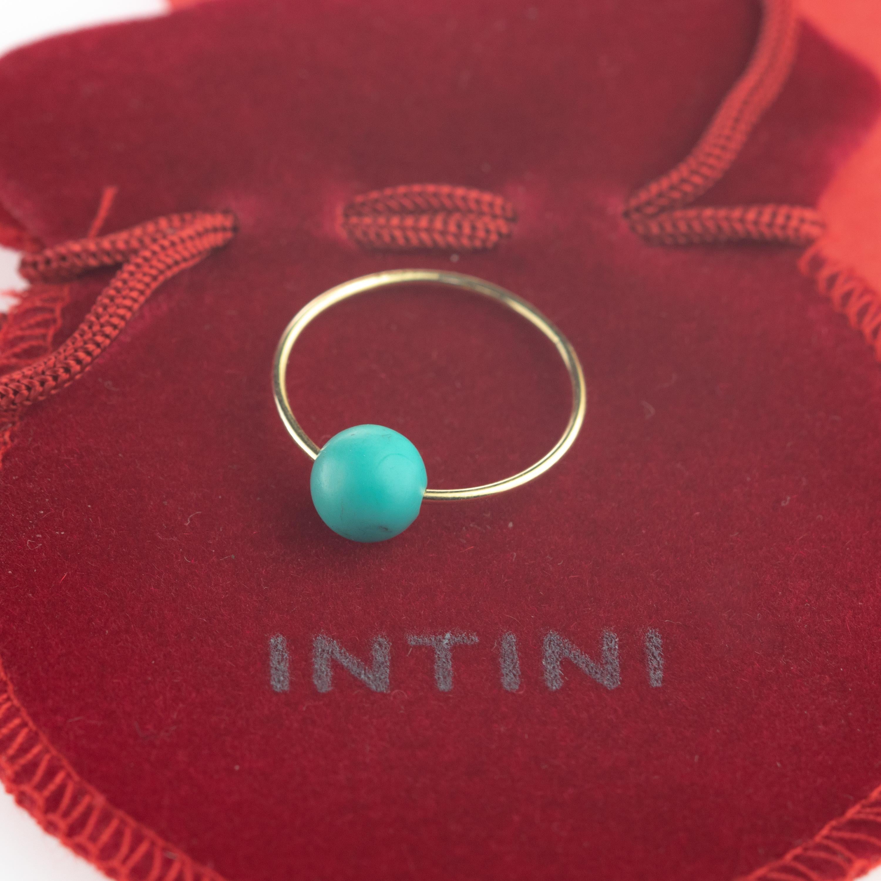 Bague à anneau Boho Planet Neptune solitaire en or 9 carats et turquoise naturelle ronde Unisexe en vente