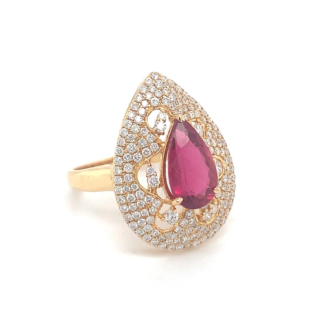 Natural Rubelite and Diamond ring in gold For Sale 2