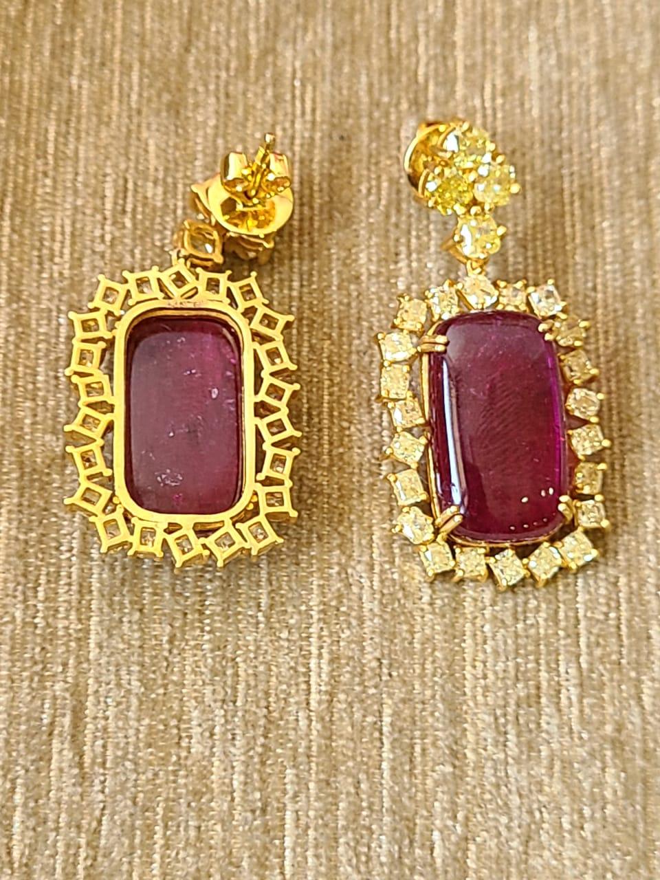 Women's or Men's Natural Rubellite Cabochons & Yellow Diamonds Dangle Earrings Set in 18K Gold For Sale