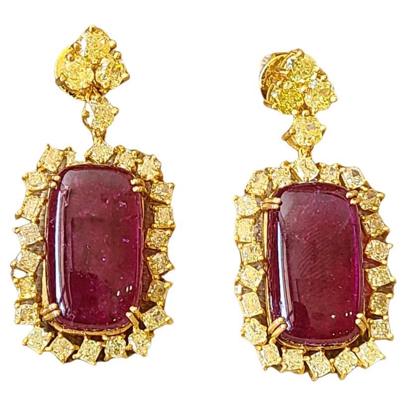 Natural Rubellite Cabochons & Yellow Diamonds Dangle Earrings Set in 18K Gold For Sale