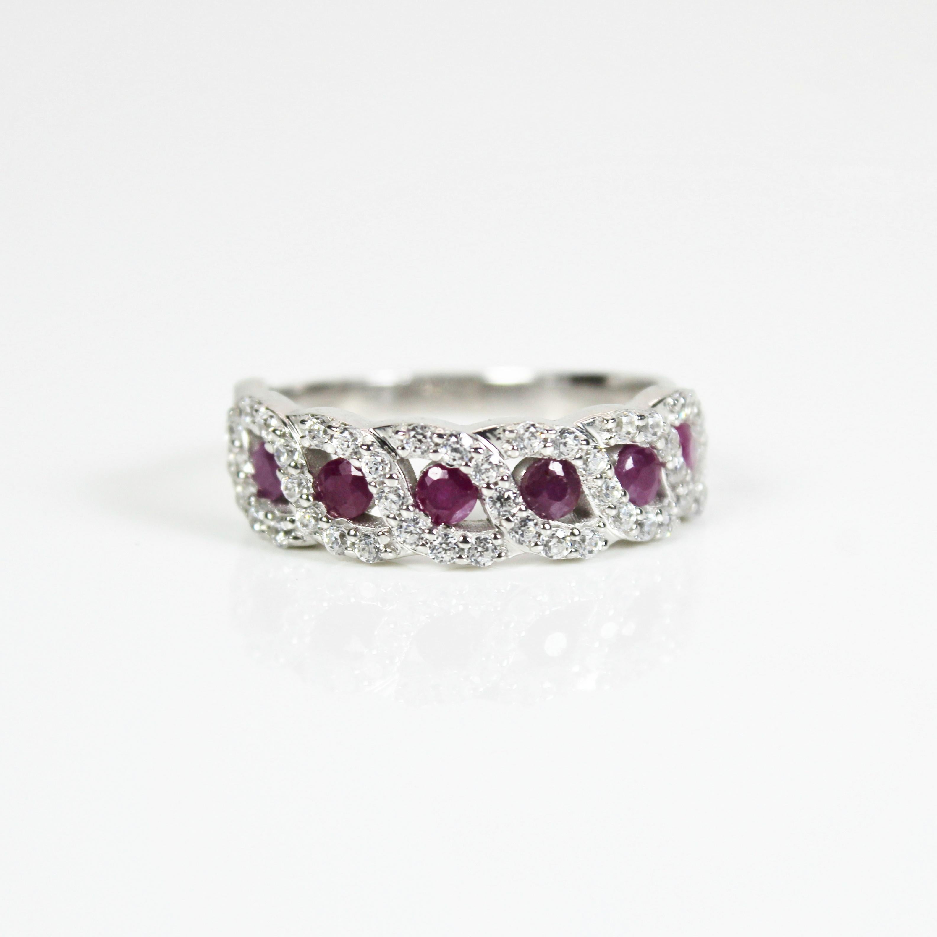 Natural Rubies Classic Ring In New Condition For Sale In Vadgam, GJ