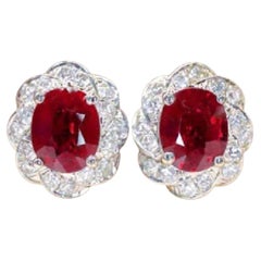 Natural Ruby 1.02cts & Diamond 0.25cts Earring in 18k Gold