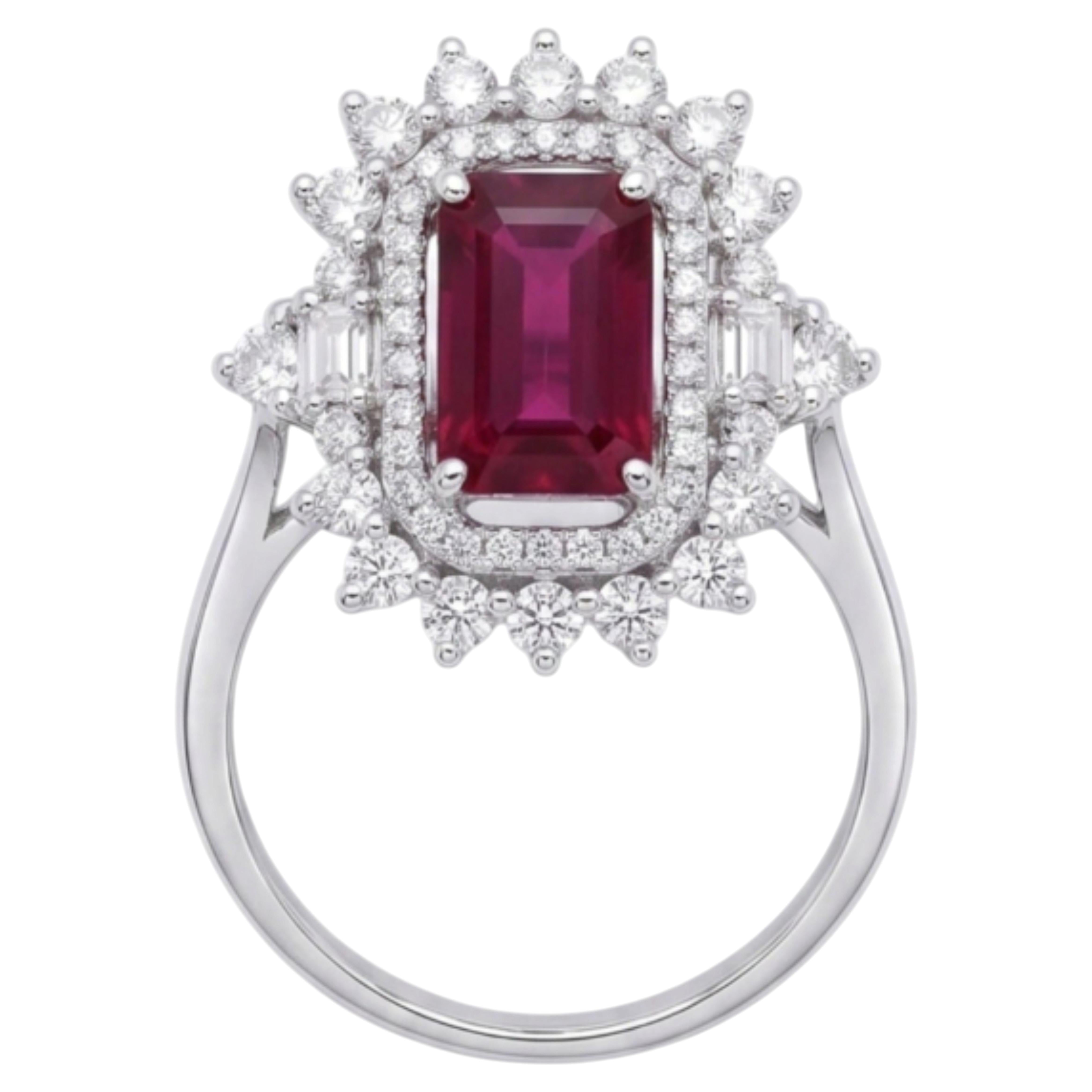 Anillo de oro de 18 quilates con rubí natural de 1,57 quilates y diamantes de 0,79 quilates en venta