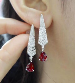 Natural Ruby 2.75cts & Diamond 0.64cts Earring in 18k Gold