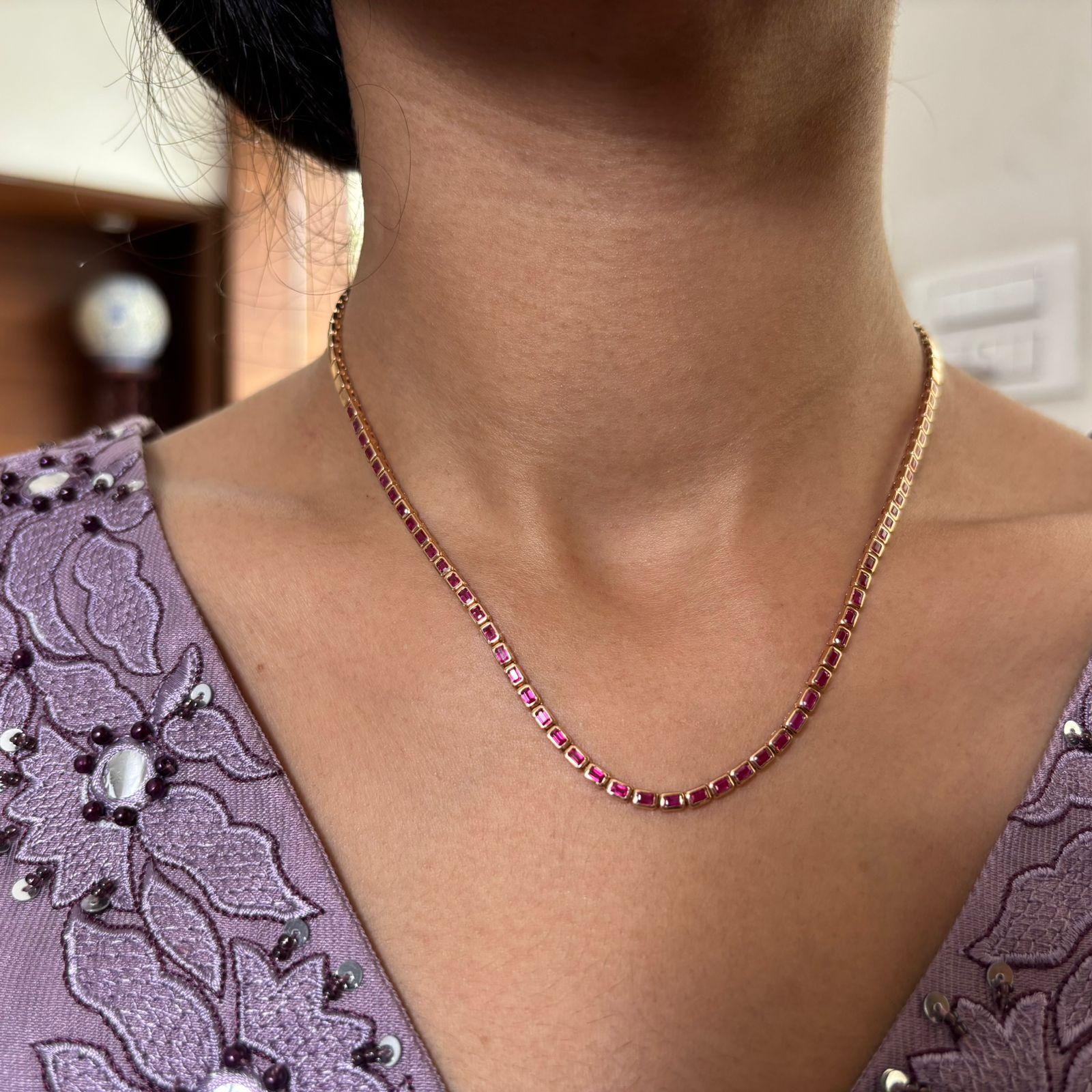 Collier en or 18k avec rubis naturel 4.08cts Neuf - En vente à jaipur, IN
