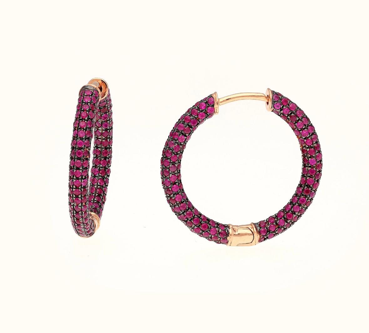 Stone : Natural Ruby 
❋ Stone Shape : Round Cut
❋ Stone Color : As Shown In Picture
❋ Stone Weight : 4.10 Cts. Approx.
❋ Stone / Diamond Type : Natural

METAL DETAILS :
===============

❋ Metal Purity : Solid 18K Gold 
❋ Metal Color : Rose Gold
❋
