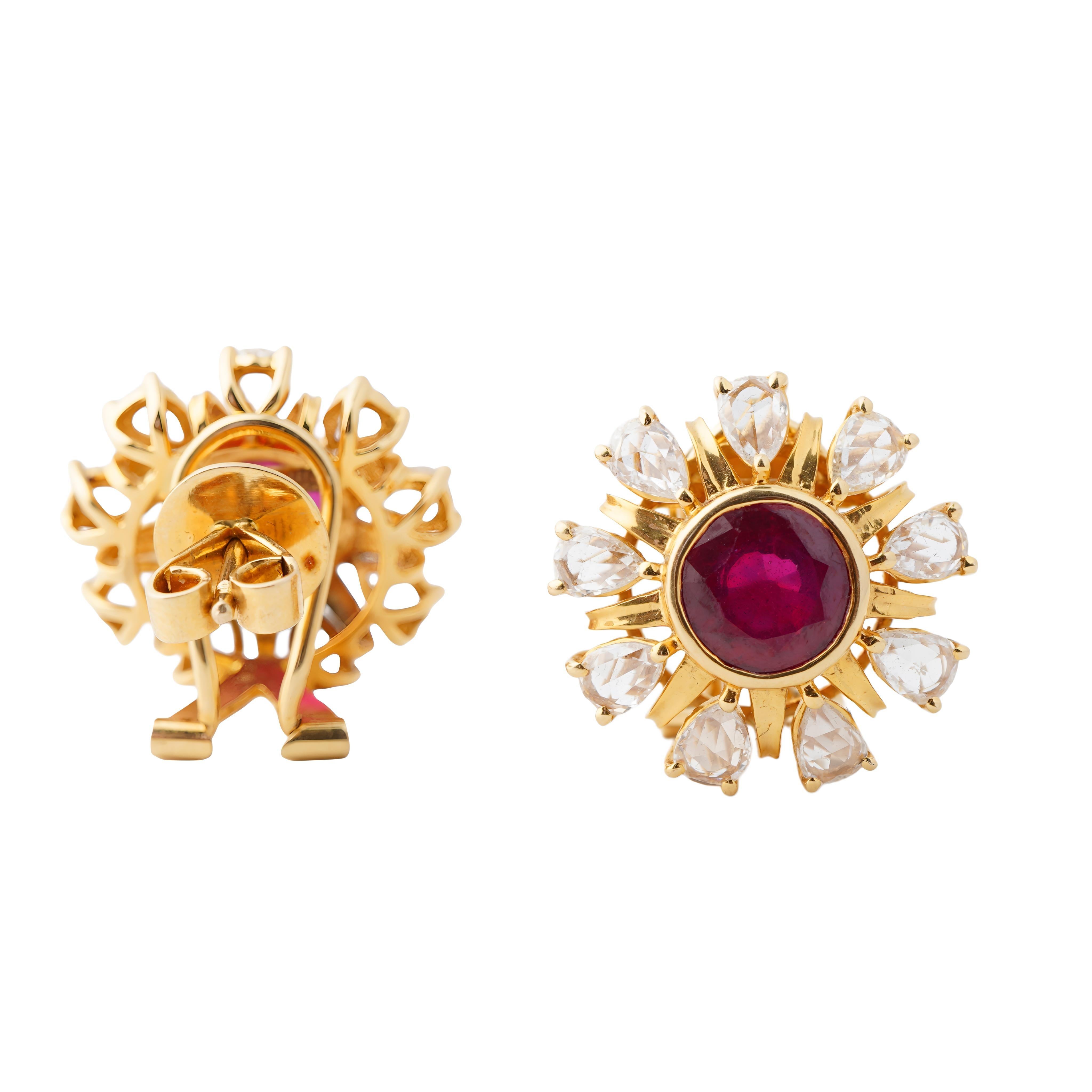 Taille Asscher Boucle d'oreille en or 18k rubis naturel 4,80cts et diamant 1,75cts en vente