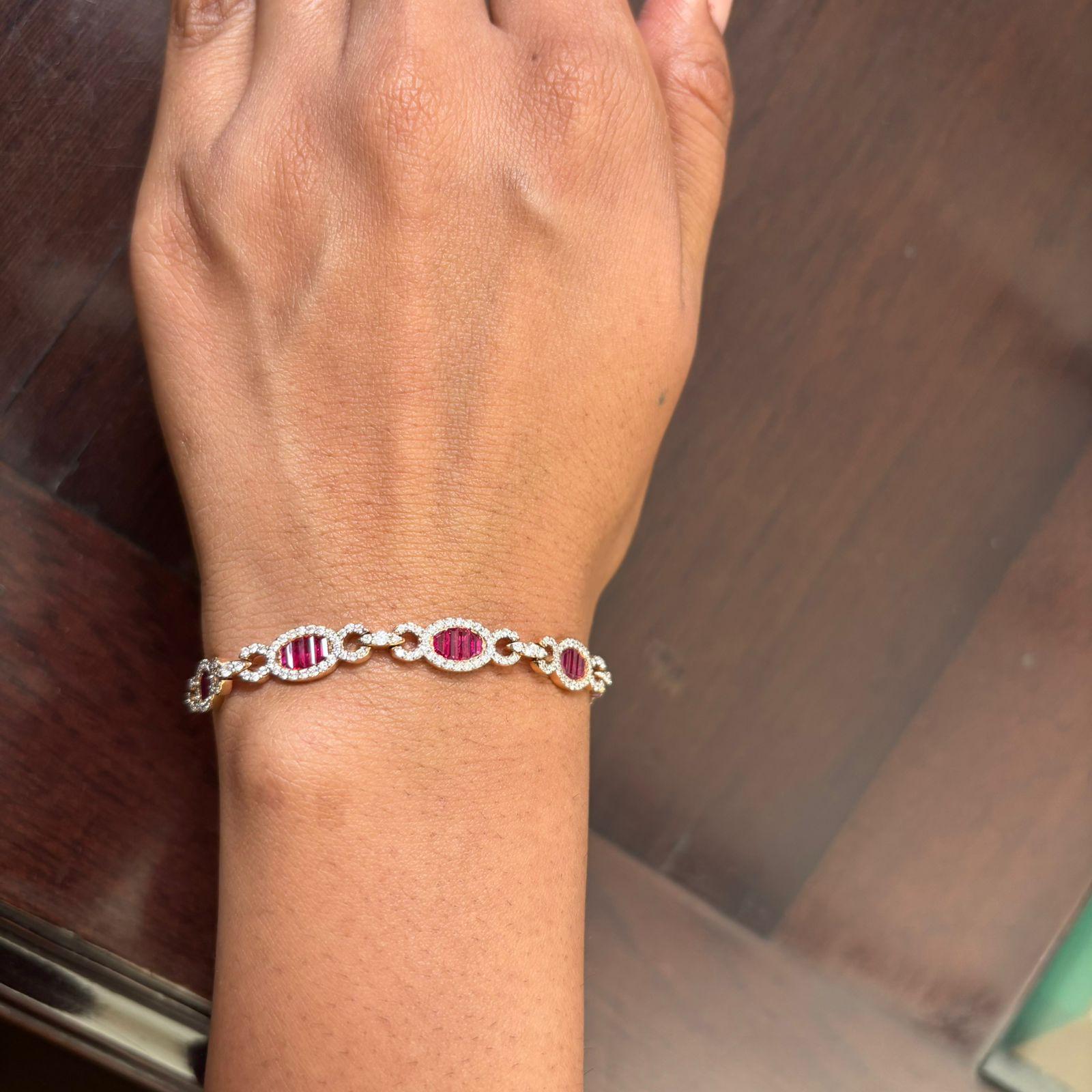 Natürlicher Rubin 5,72 & Diamant 2,08cts Armband in 18k Gold im Angebot 1