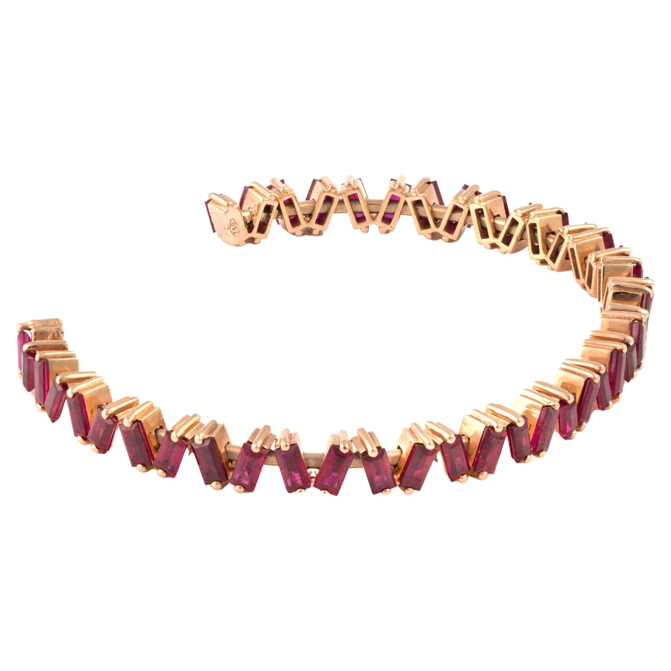 Natural Ruby 6.79cts in 18k Gold 8.81gms Bangle For Sale