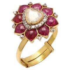 Rubí natural .80cts  & anillo de diamantes de fantasía 0,52cts en oro de 18k