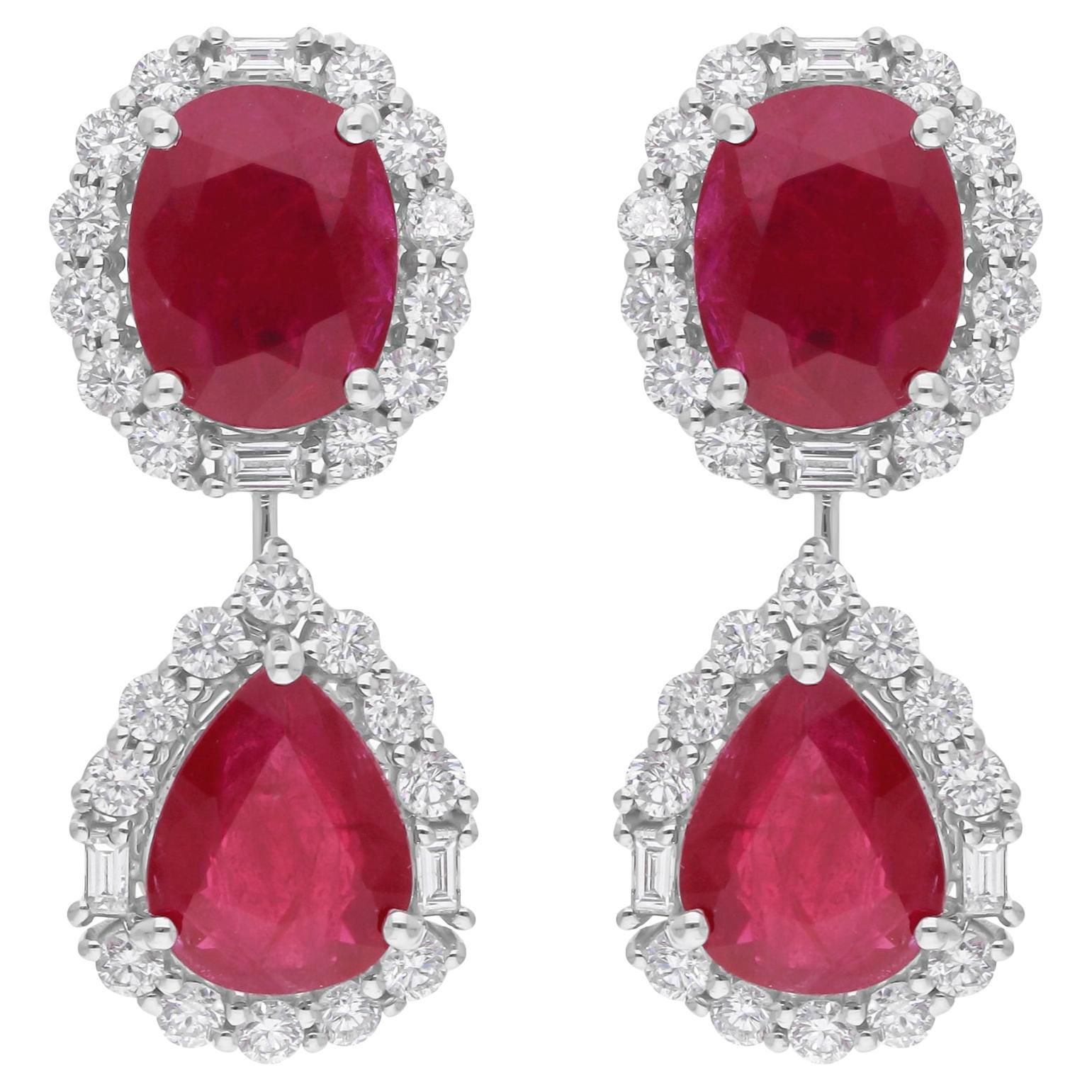 Boucles d'oreilles pendantes en or blanc 18 carats, rubis naturel 8.33 carats Halo diamant 1.42 carats en vente