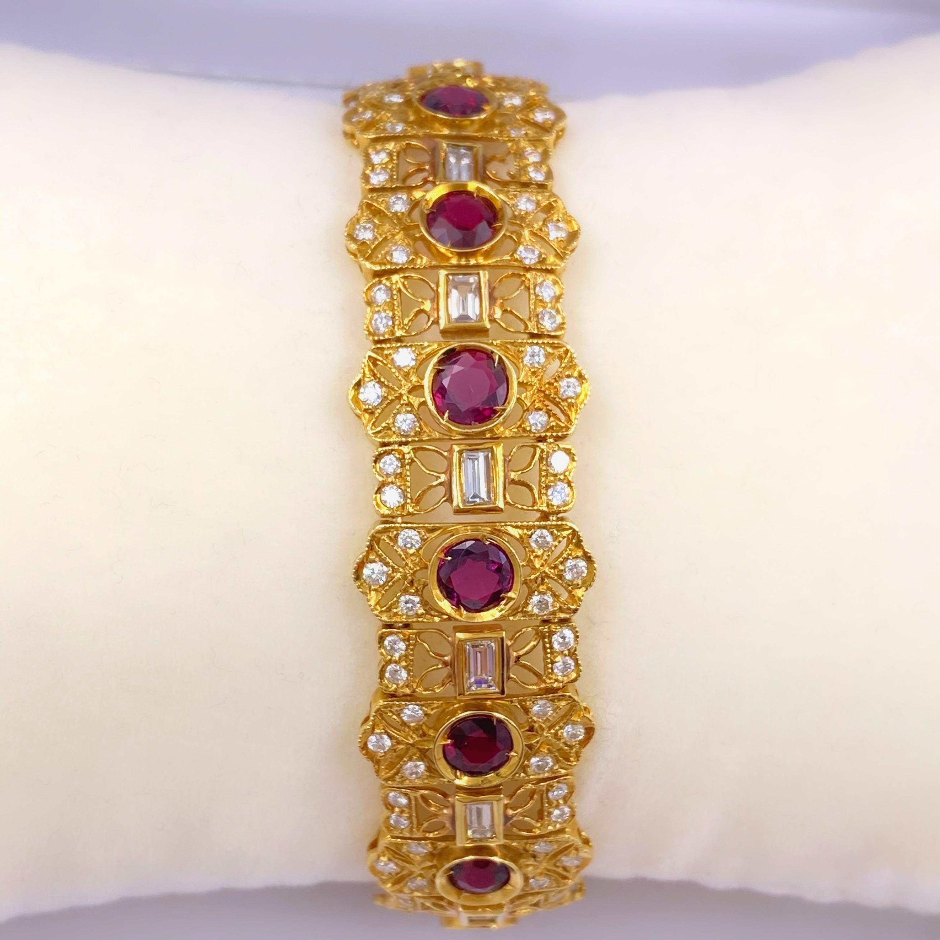 Natural Ruby and Diamond 10.60 Carat 18 Karat Yellow Gold Bracelet For Sale 1