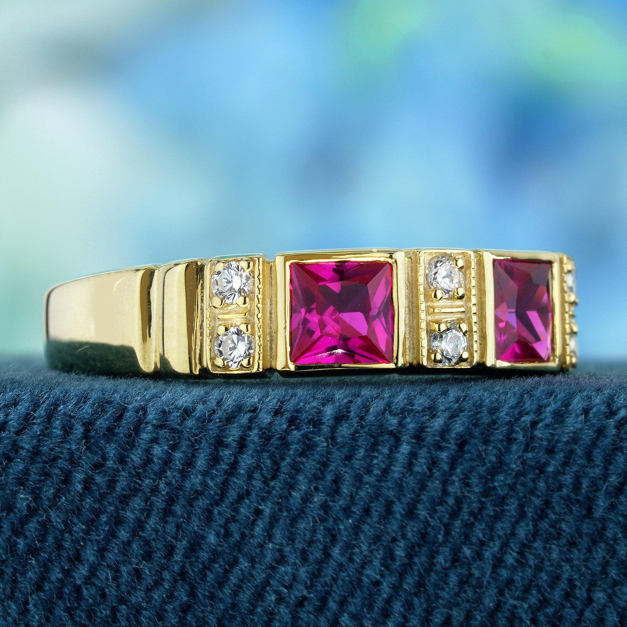 Édouardien Bague à deux pierres en or jaune 9 carats, rubis naturel et diamant de style Art déco en vente
