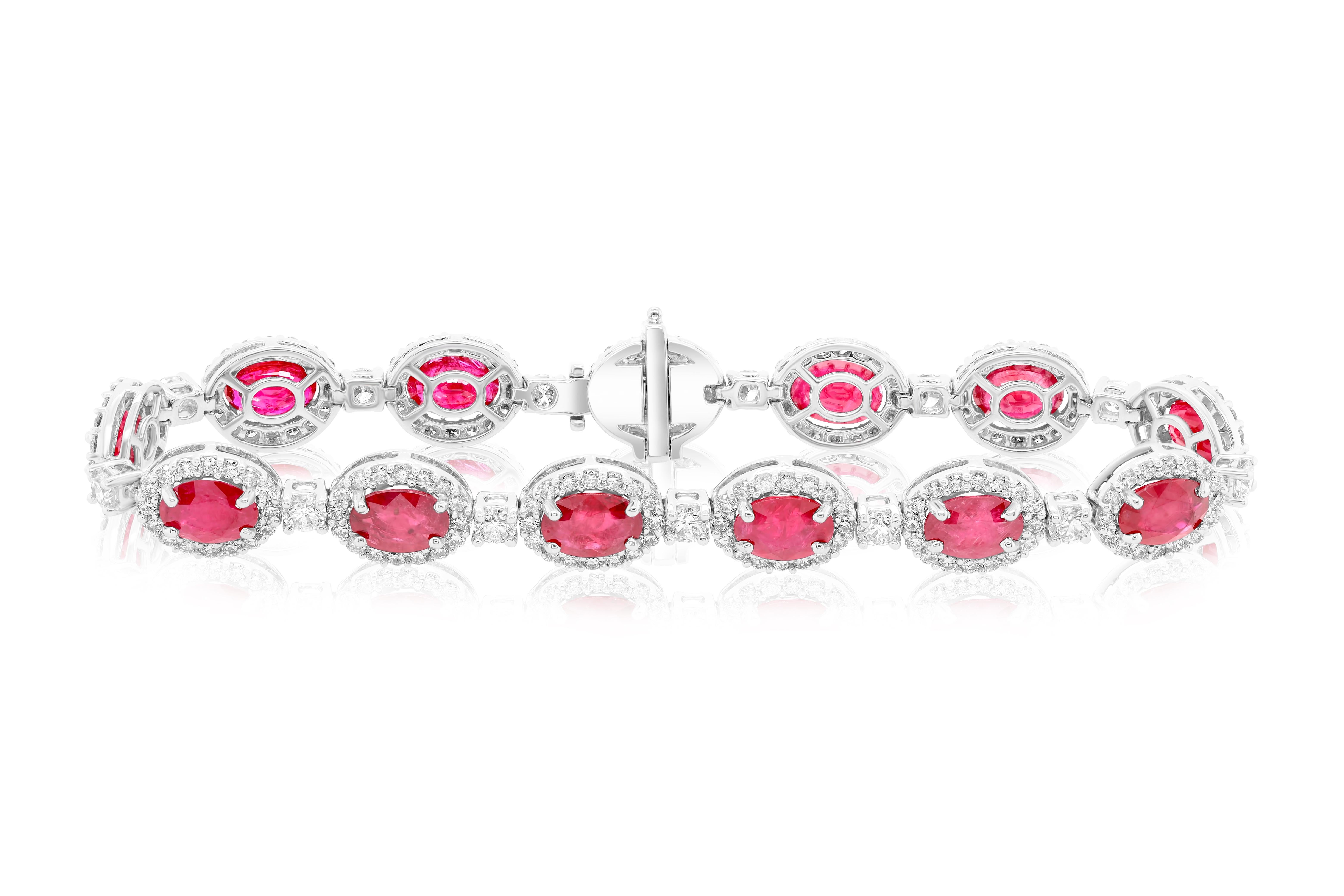 Diana M. Natural Ruby and Diamond Bracelet In New Condition For Sale In New York, NY