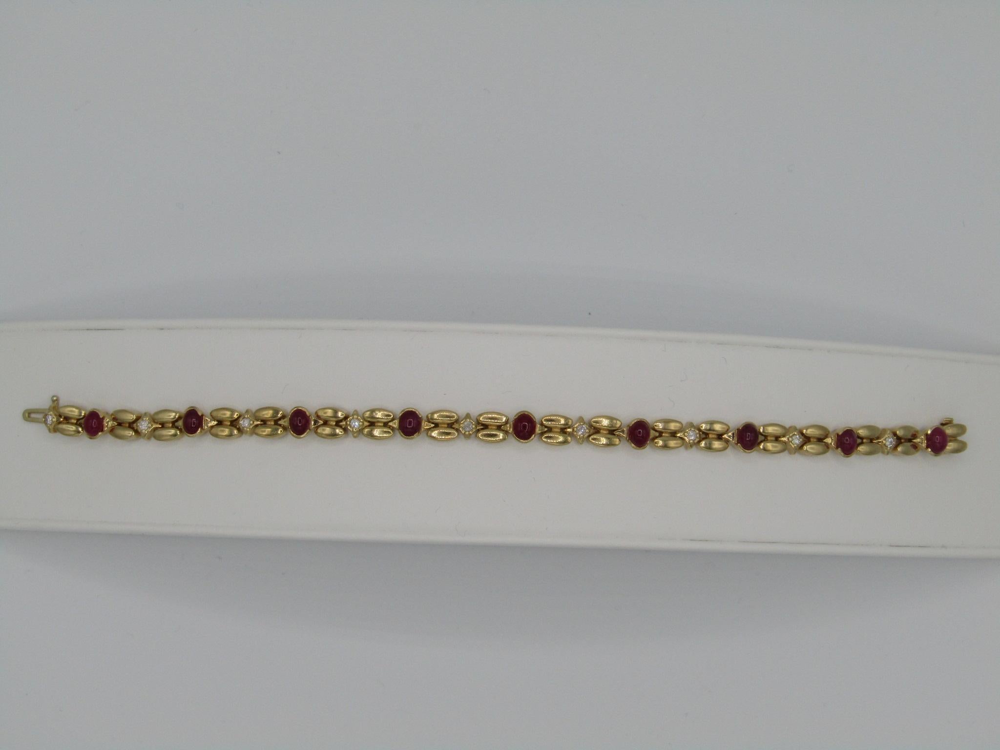 rubis naturel et diamants neufs  Bracelet en or jaune massif 14k en vente 8