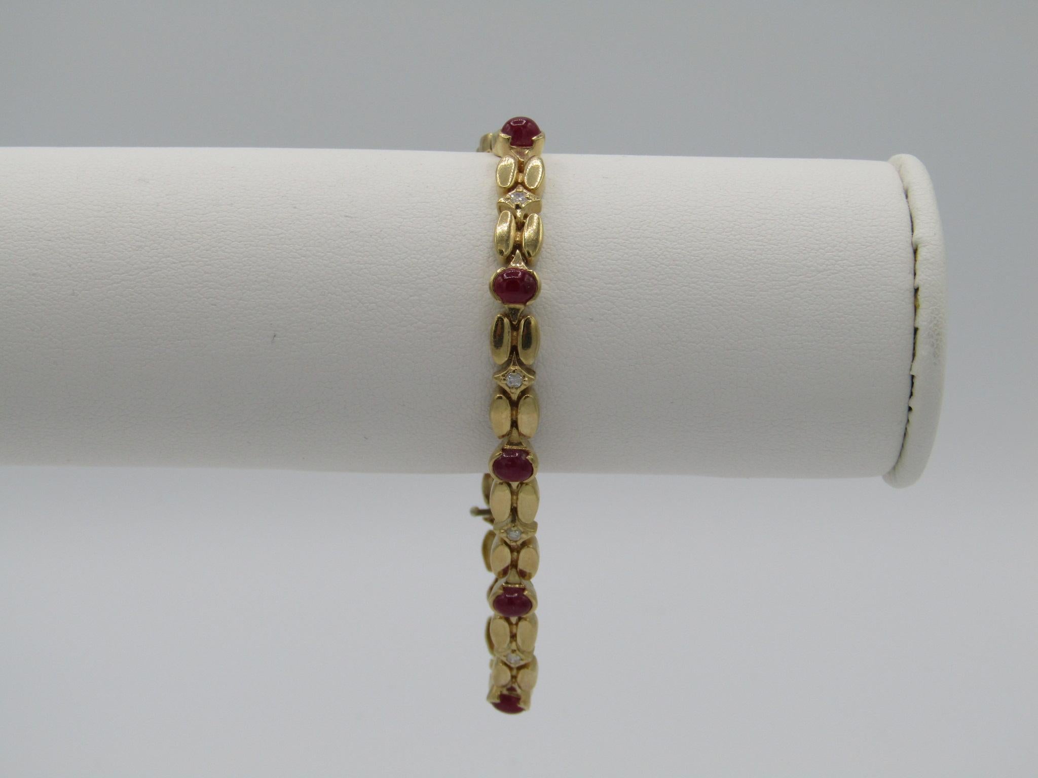 NEW Natural Ruby and Diamond  Bracelet in 14k Solid Yellow Gold For Sale 2