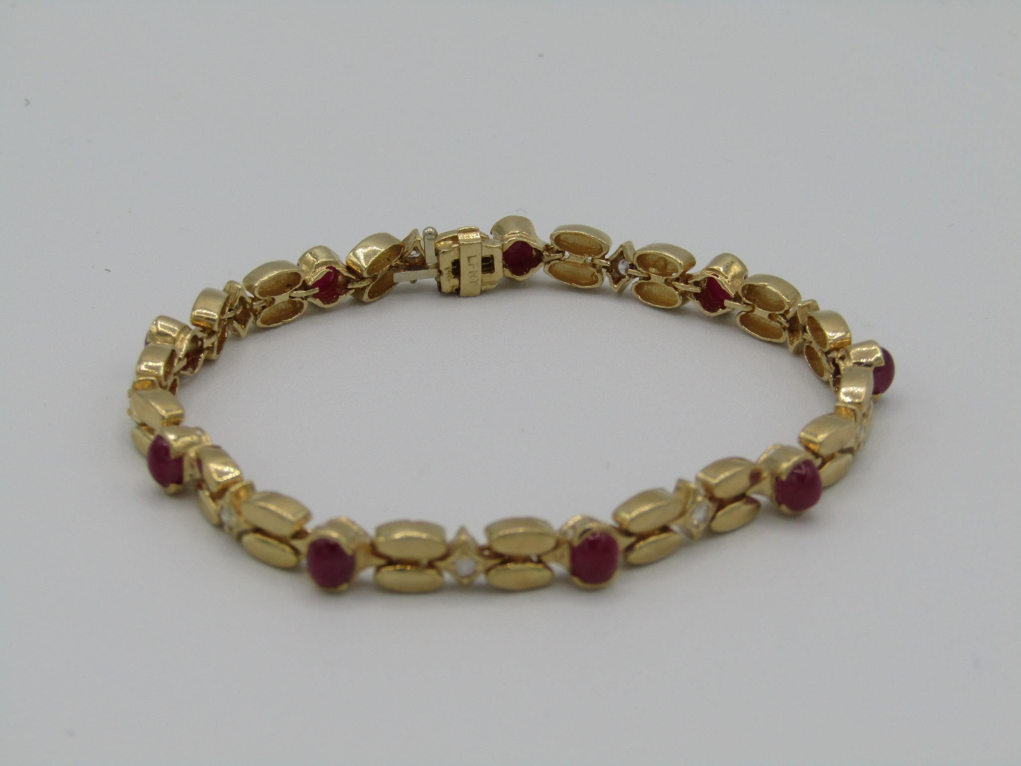 rubis naturel et diamants neufs  Bracelet en or jaune massif 14k en vente 3