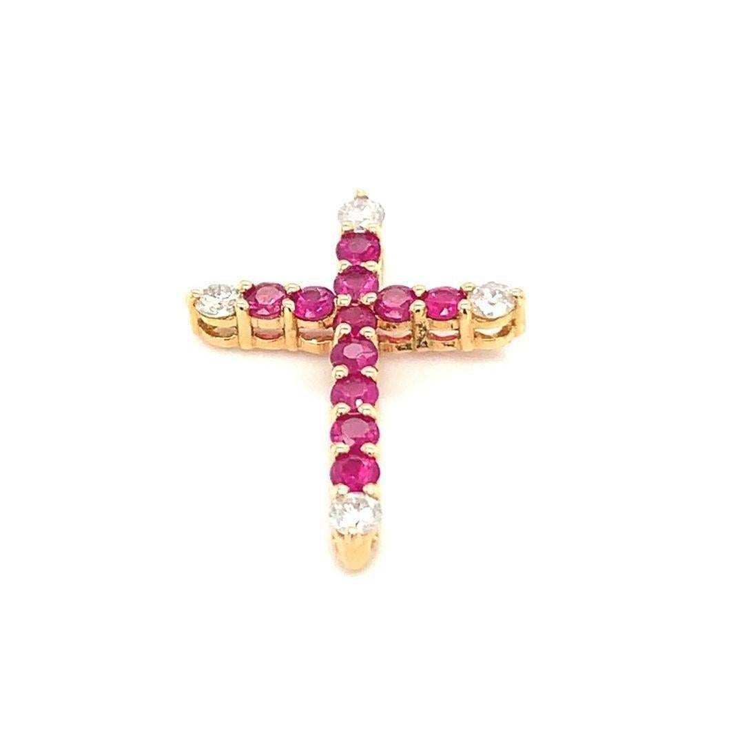Natural 0.60 carat Ruby and 0.22 carat diamond pendant set in 18 Kt yellow gold.
Gross Weight: 1.3 Grams 

Chain is not included. 