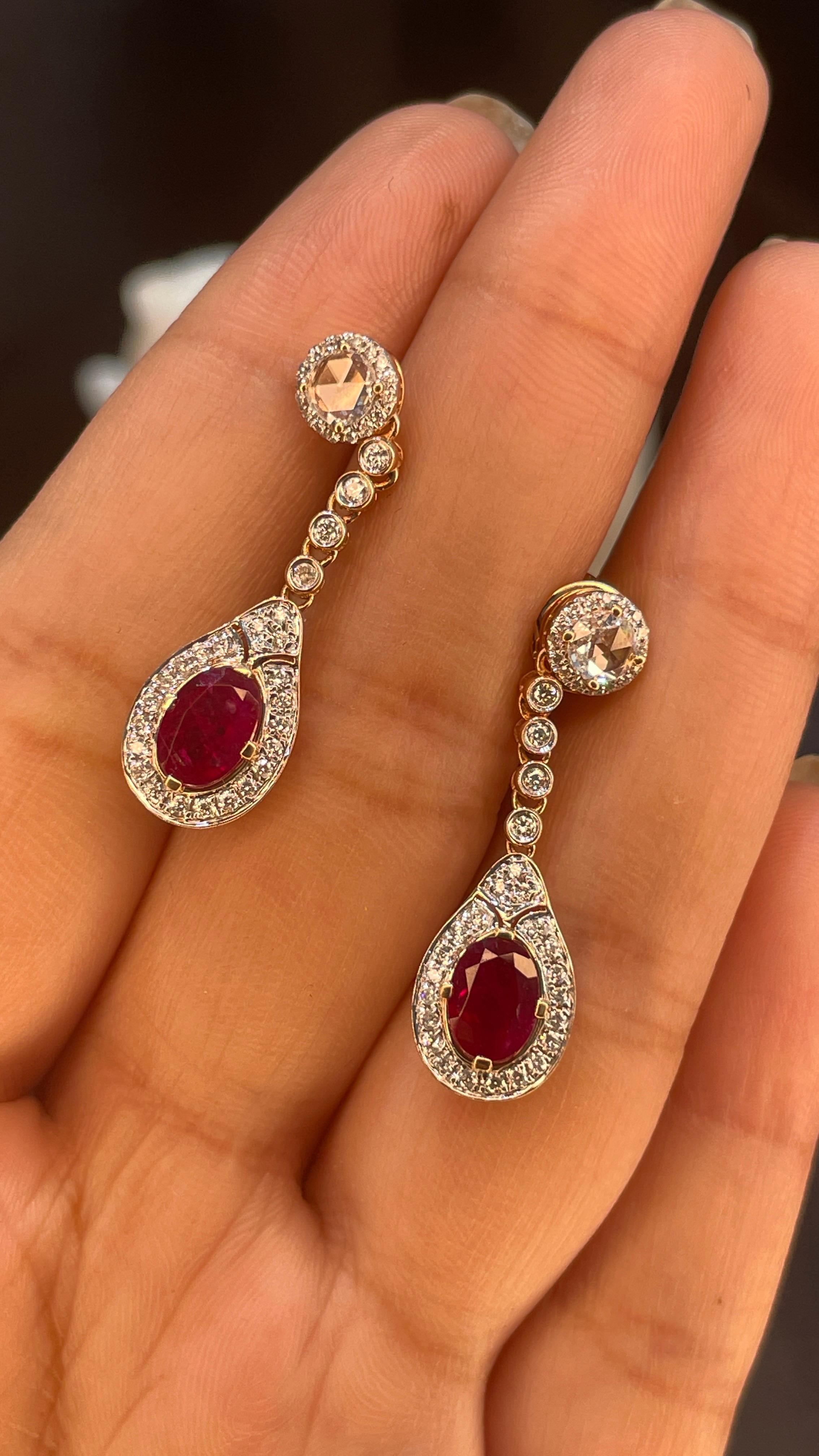 Ruby Dangle earrings to make a statement with your look. These earrings create a sparkling, luxurious look featuring oval cut gemstone.
If you love to gravitate towards unique styles, this piece of jewelry is perfect for you.

PRODUCT DETAILS :-

>