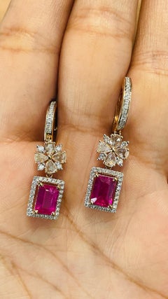 Boucles d'oreilles pendantes en or rose 14 carats, rubis naturel et diamants Bijoux fins