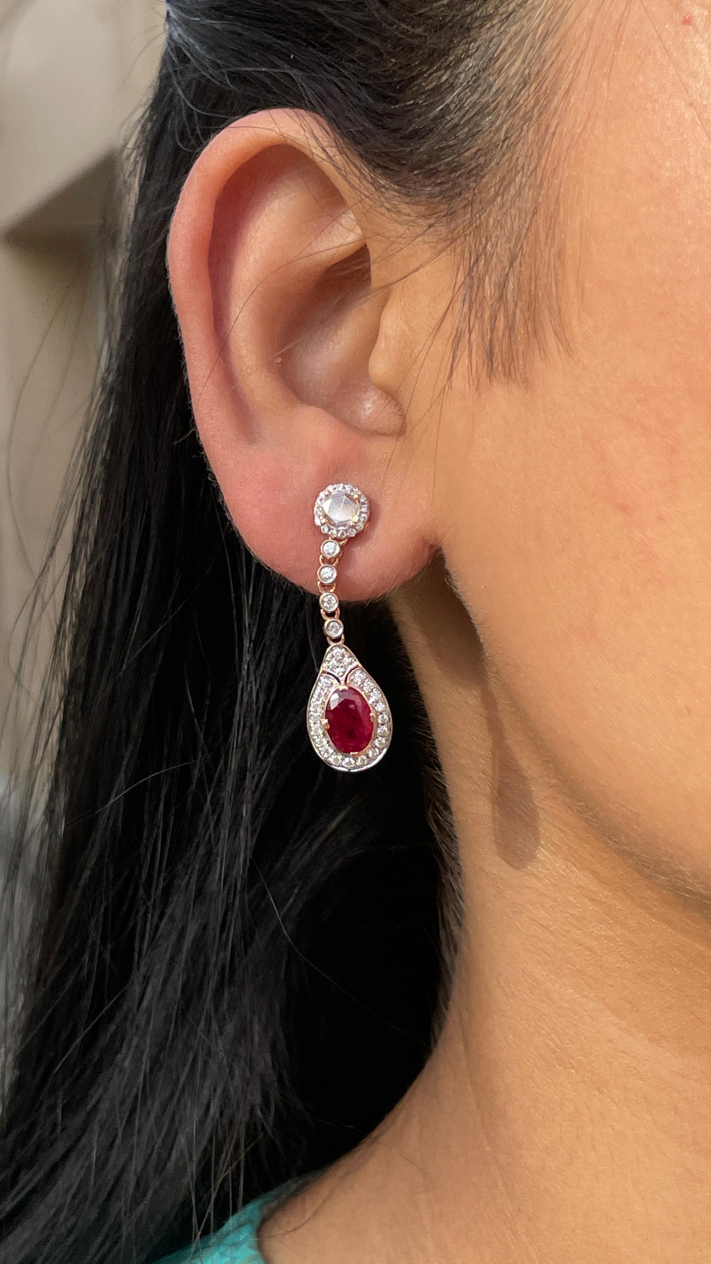 Taille ovale Pendants d'oreilles en or rose 14 carats avec rubis naturel et diamants en vente