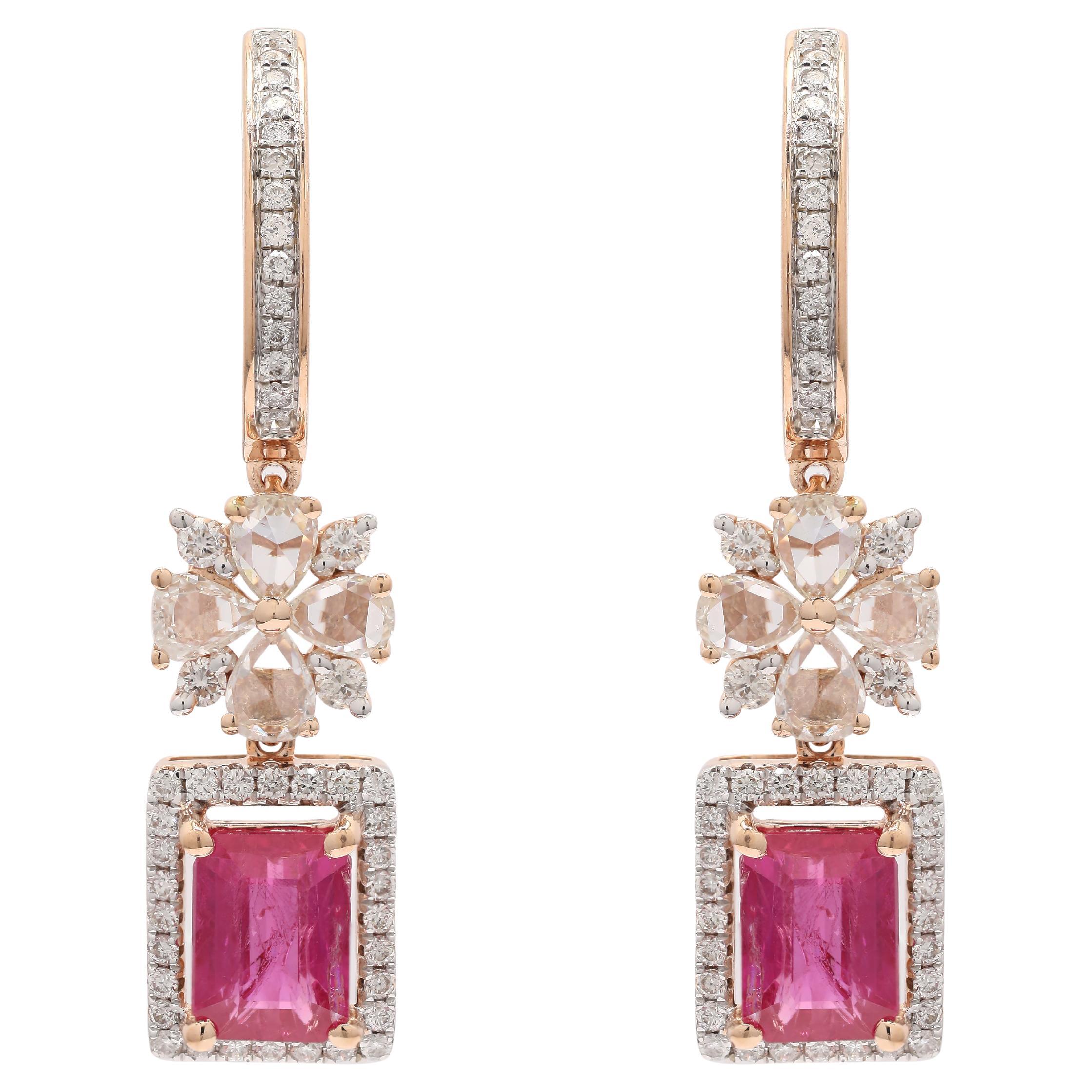 Pendants d'oreilles en or rose 14 carats avec rubis naturel et diamants en vente
