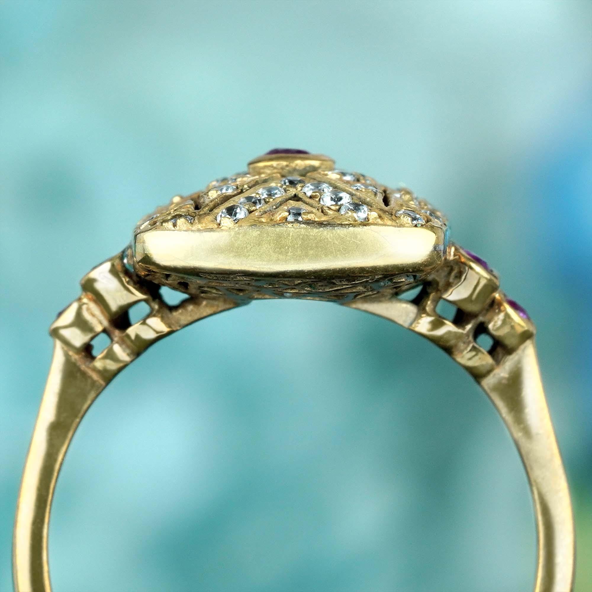 En venta: Anillo cuadrado de filigrana de rubí natural y diamantes en oro amarillo macizo de 9 quilates  5