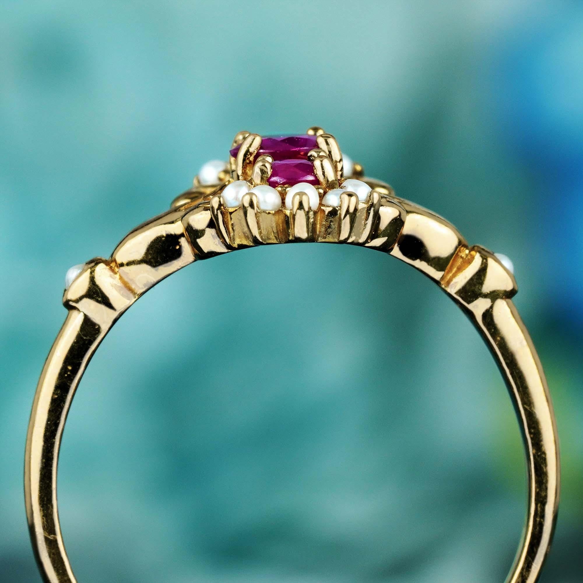 Im Angebot: Natürlicher Rubin und Perle Vintage-Stil drei Stein-Ring in massivem 9K Gold () 5
