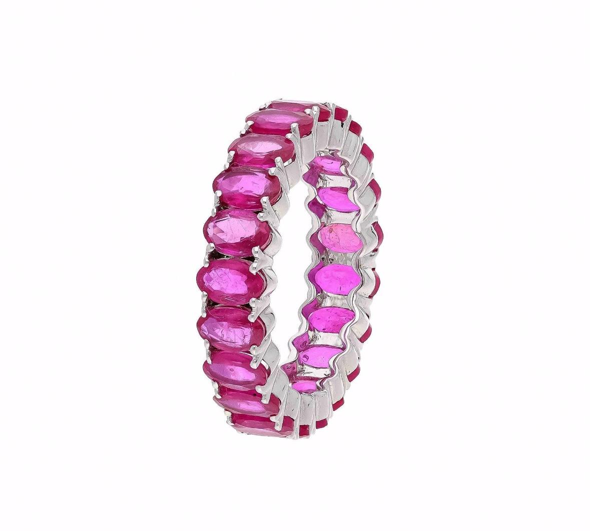 Women's Natural ruby band ring in 18k gold