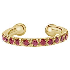 Orecchino Helix con pietra naturale di rubino in oro giallo 14K, Shlomit Rogel
