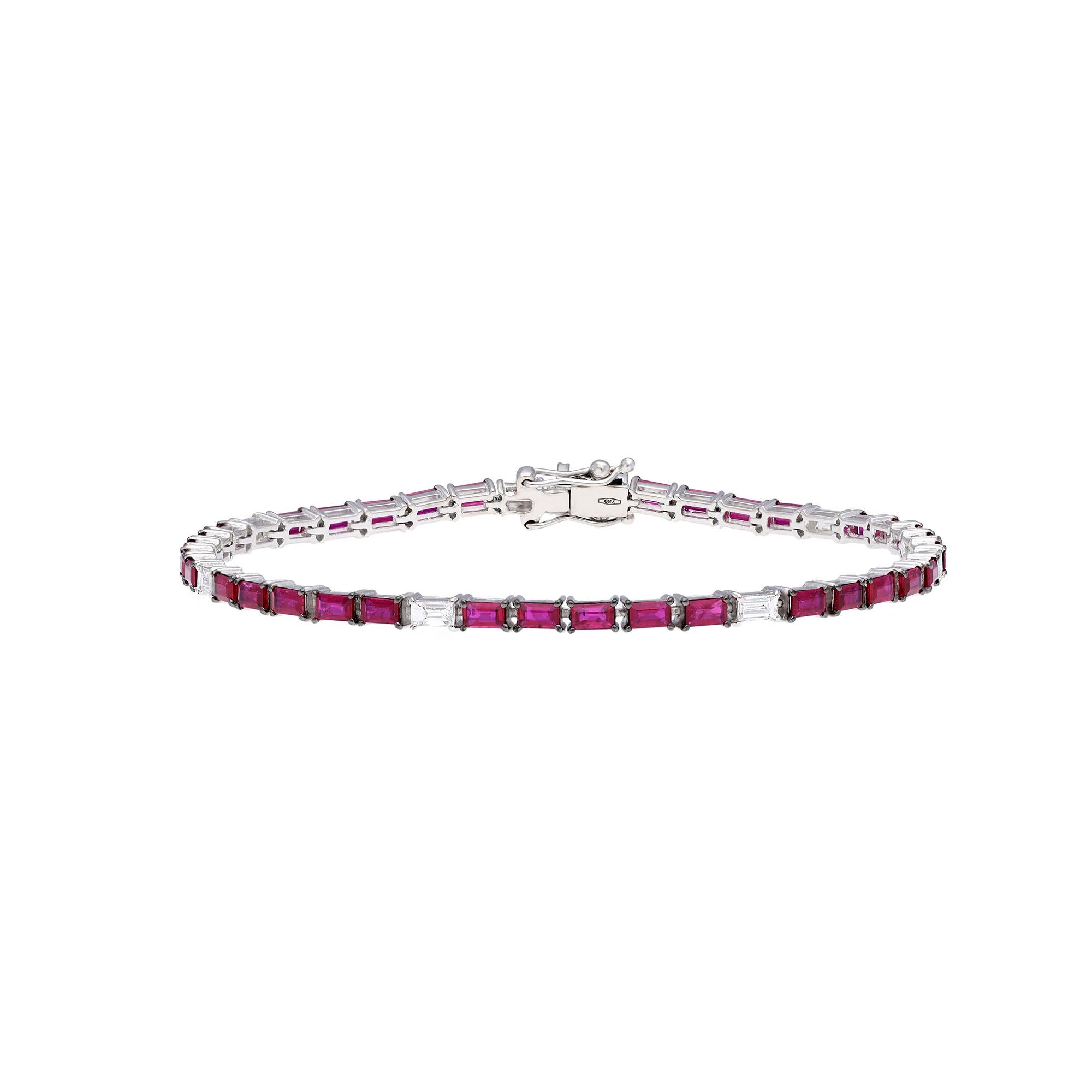 This is a natural Ruby Bracelet with diamonds and 18k gold. The emeralds are very high quality and very good quality diamonds the clarity is vsi and G colour


Ruby : 4.19 carats
diamonds : 0.63 carats
gold : 6.876 gm

This is a brand new piece

.