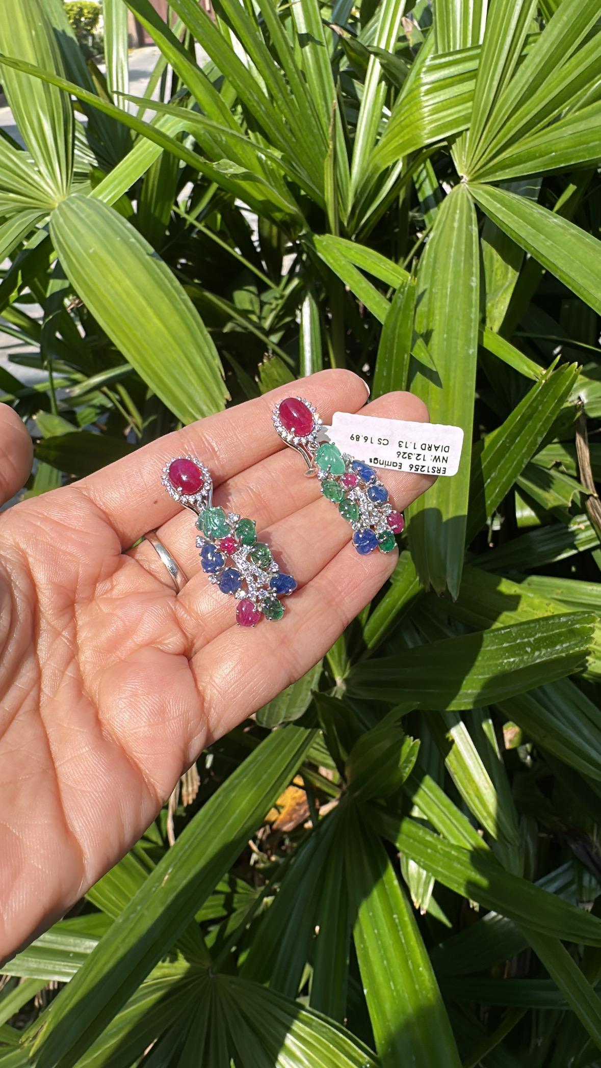 Femenino o masculino Pendientes de cabujón de rubí natural, zafiros azules tallados, esmeralda, rubí y diamantes en venta