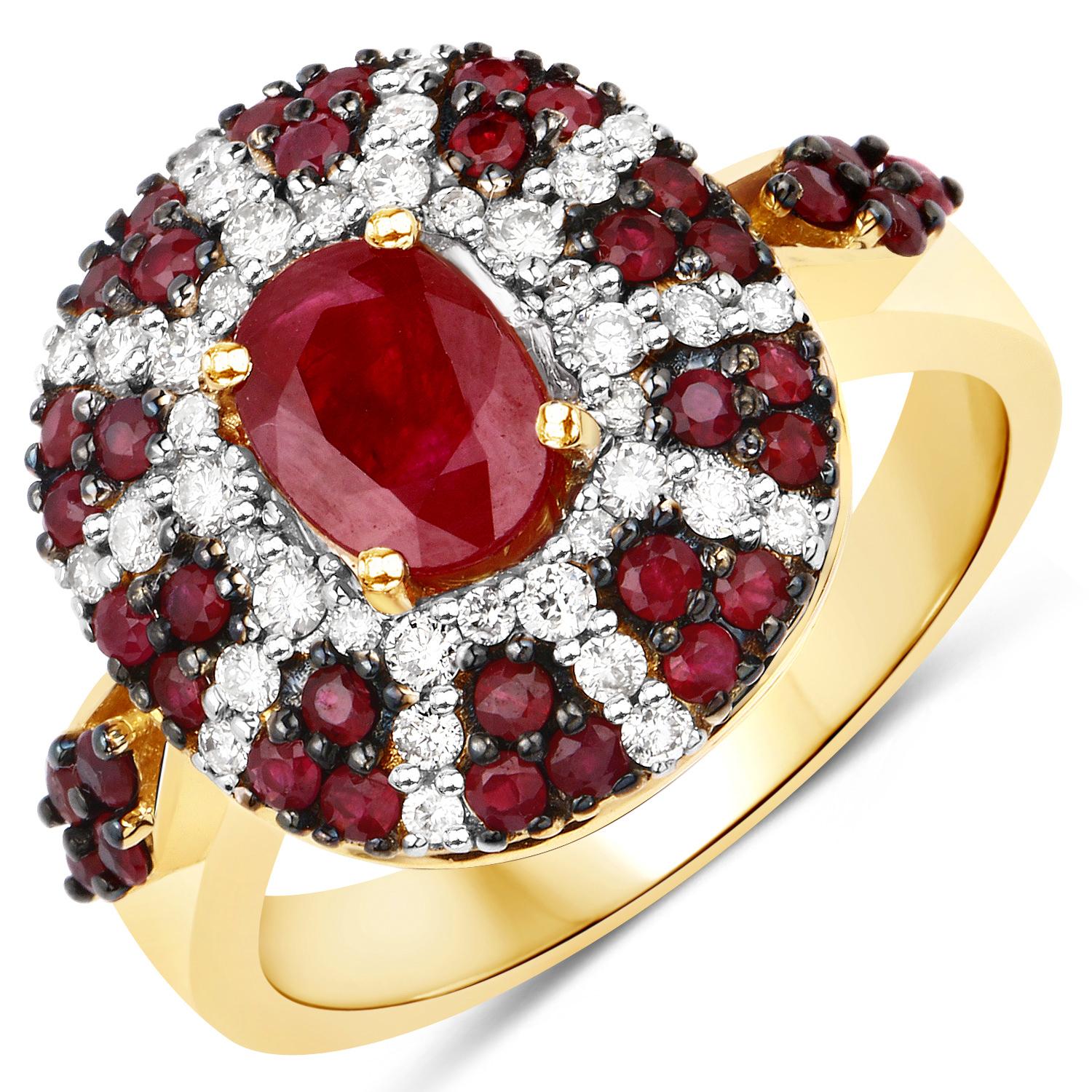 Contemporary Natural Ruby Cocktail Ring Set With Diamonds 14K Yellow Gold For Sale
