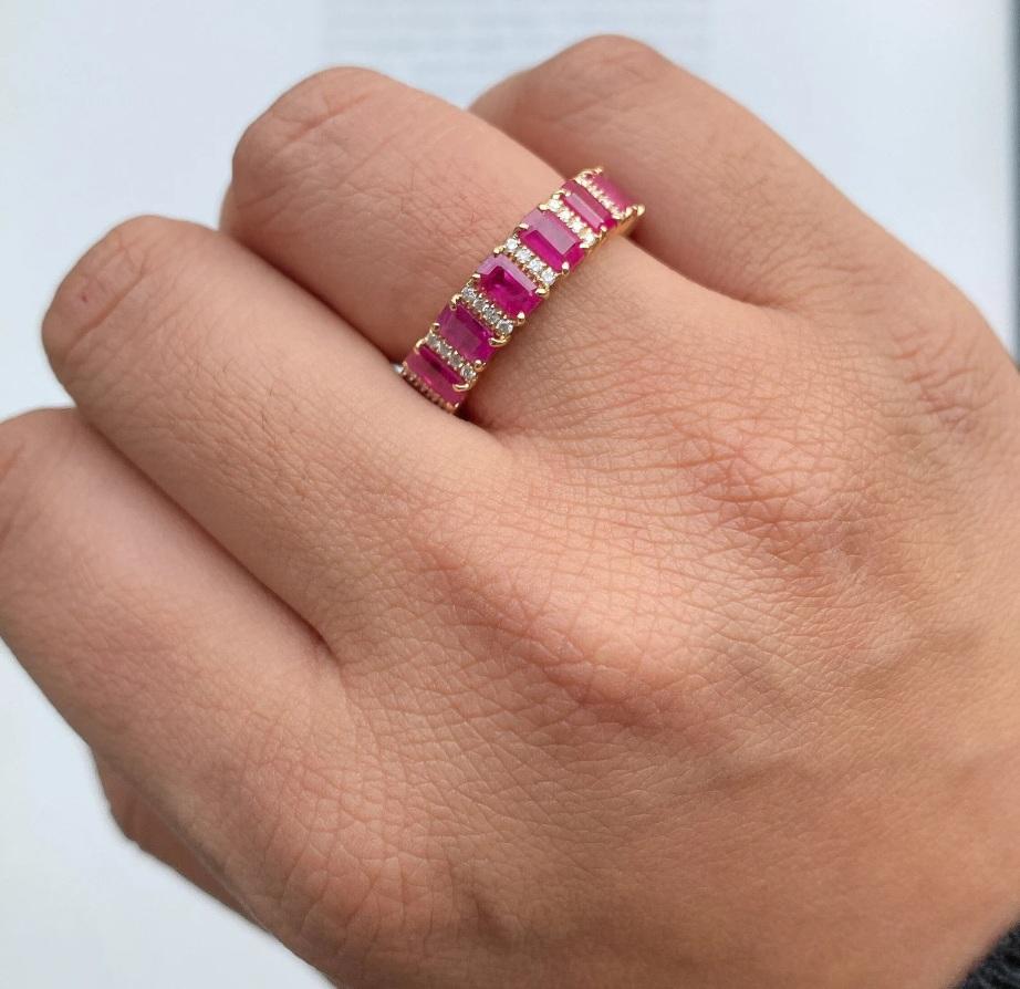 Bague en or 18k avec rubis naturel et diamant Pour femmes en vente