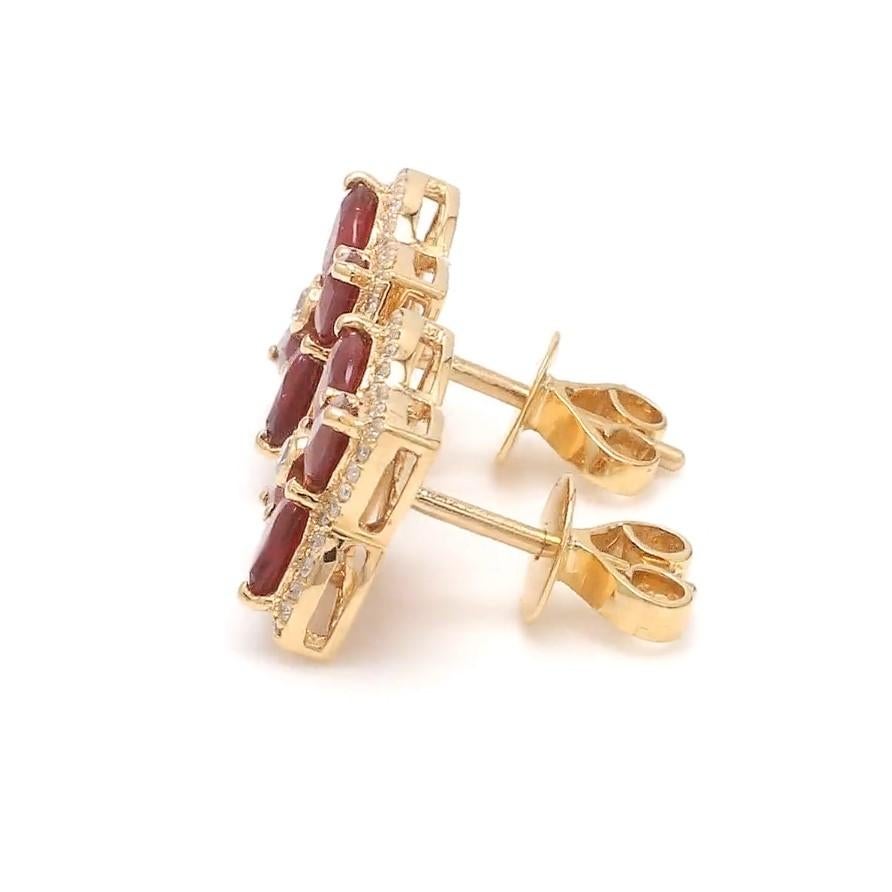 Taille Asscher Boucle d'oreille en or 18k rubis naturel et diamant en vente