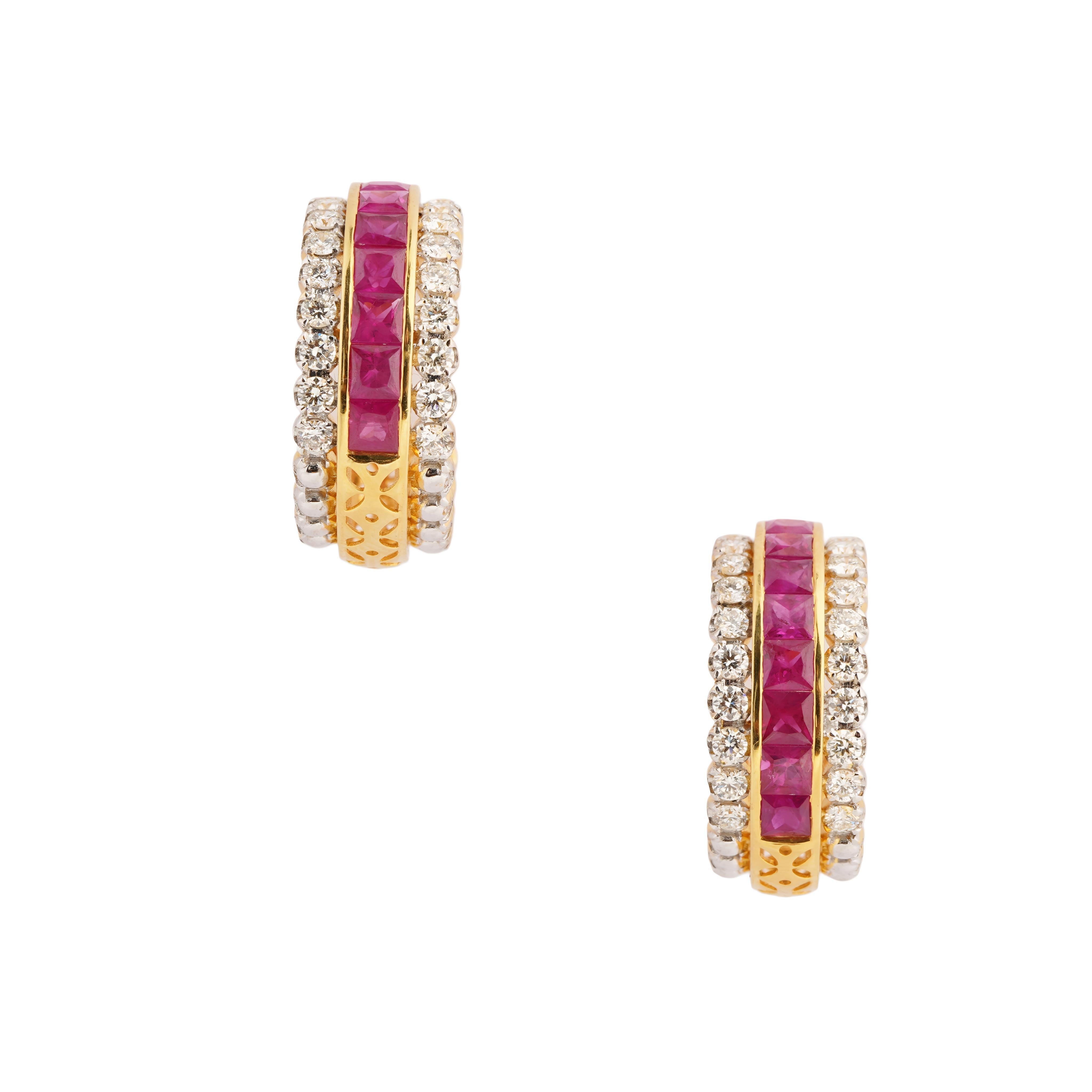 Women's Natural ruby diamond earring in 18k gold For Sale