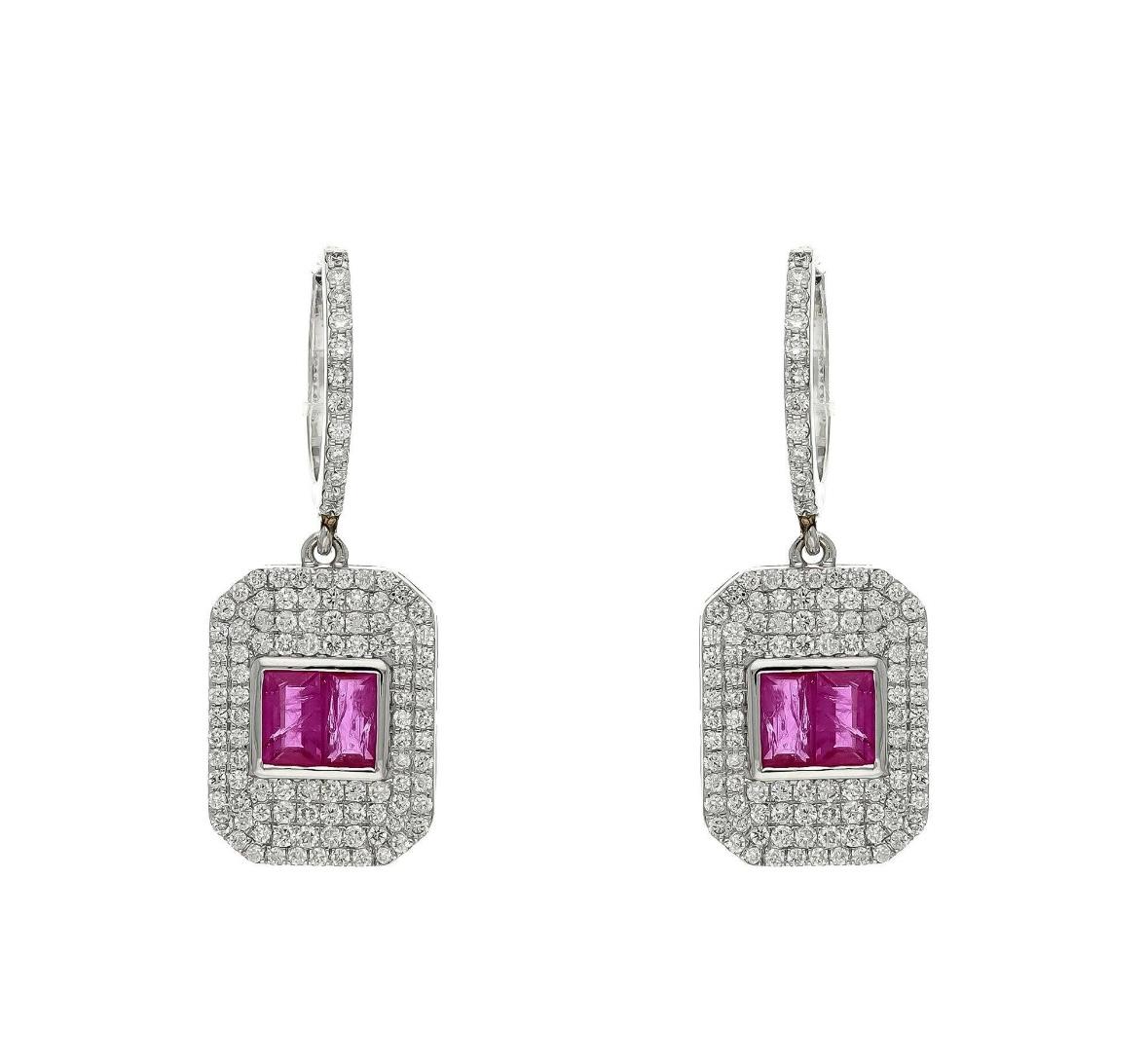 Pendiente de rubí natural y diamante en oro de 18k en venta 1