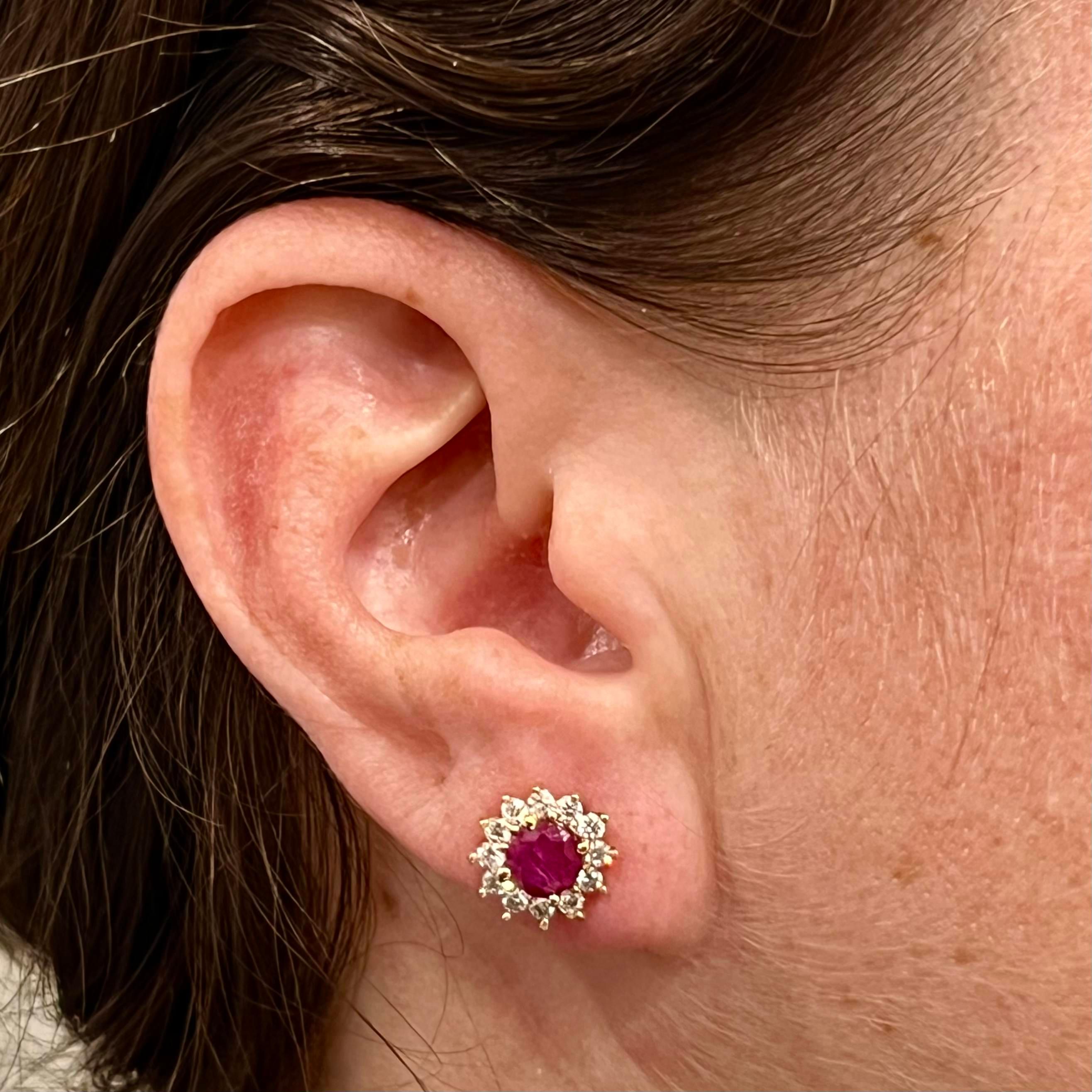 Boucles d'oreilles diamant rubis naturel or jaune 14k 2.20 TCW Certified $2,595 121103

Il s'agit d'un bijou unique, personnalisé et glamour !

Rien ne dit mieux 