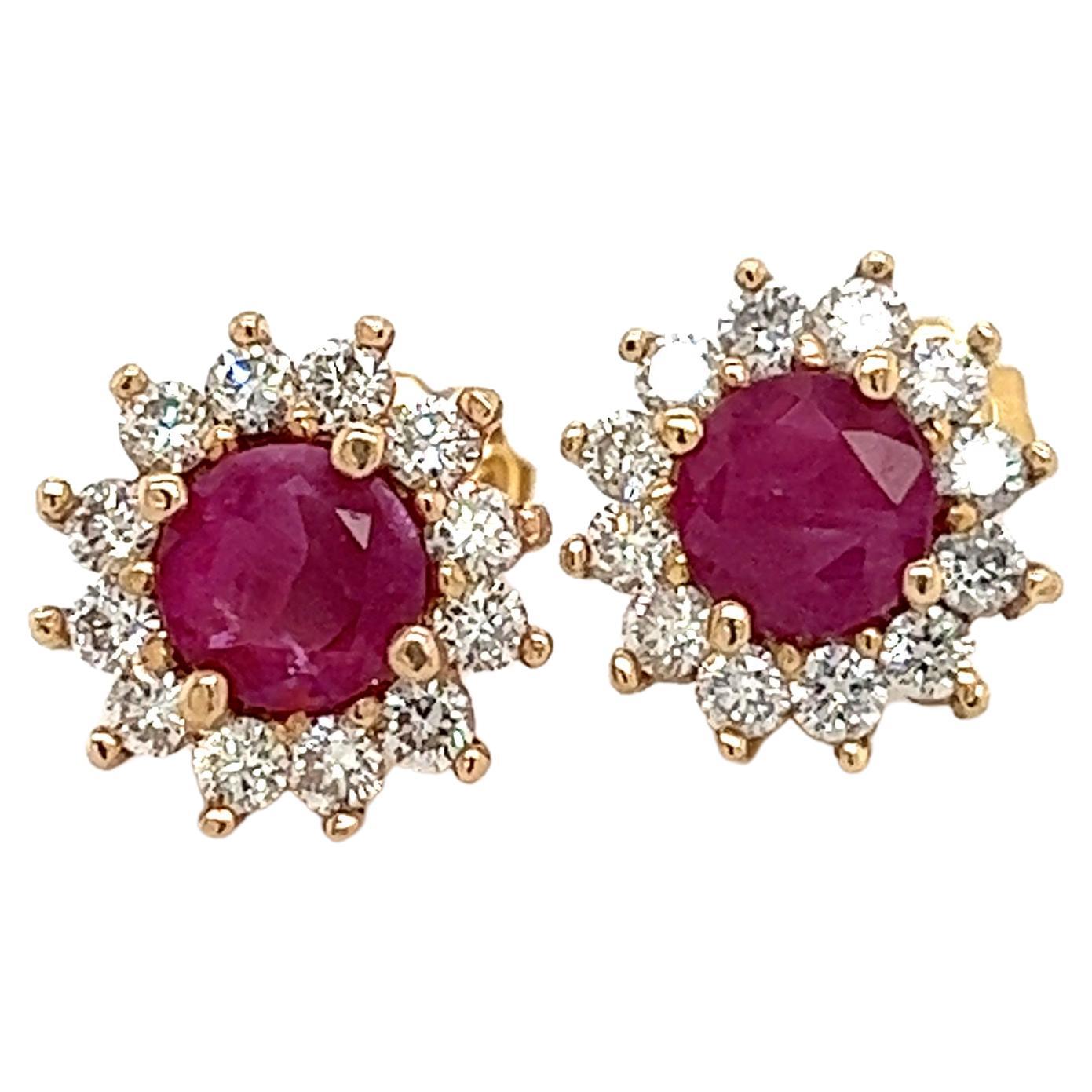 Boucles d'oreilles en or jaune 14 carats avec rubis naturel et diamants certifiés 2,20 TCW en vente