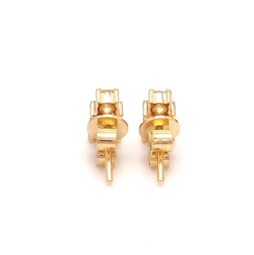Orecchini con rubino naturale e diamante in oro 14k In condizioni Nuovo in vendita a New York, NY