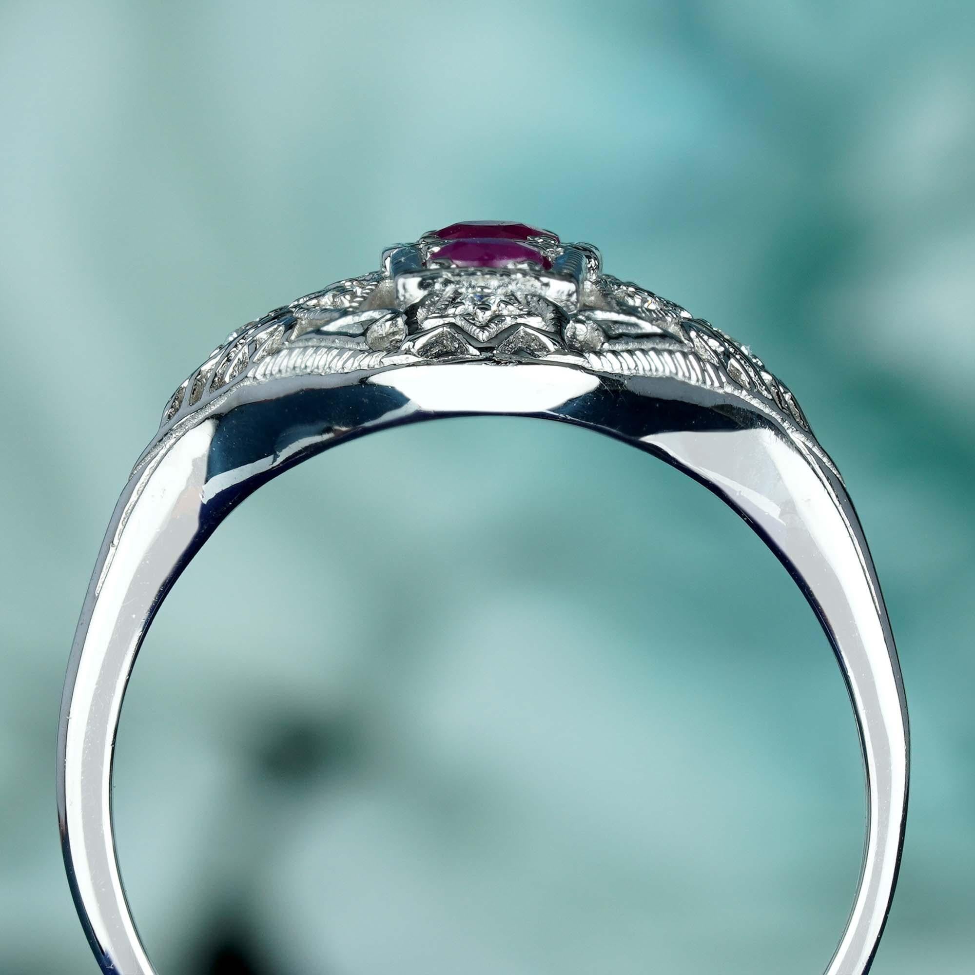 Natural Ruby Diamond Filigree Three Stone Ring in Solid 9K White Gold In New Condition For Sale In Bangkok, TH