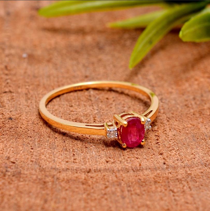 Made with 14K Solid Yellow Gold, 0.04 Carat Natural Diamond (G-H Color, SI1-SI2 Purity) and 0.51 Carat Ruby Gemstone. A ring to hold your elegance together ! Comes in a classic design and stellar material! 

Specification:

Dimensions: Ring