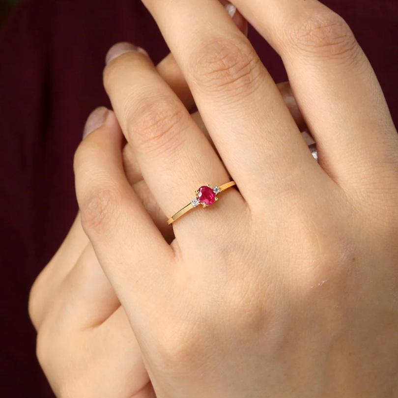 Natural Ruby & Diamond Ring 14K Gold Neuf - En vente à jaipur, IN