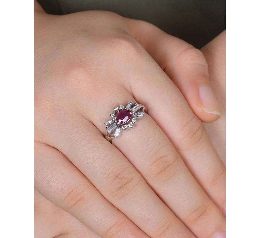 Natürlicher Rubin & Diamant Ring 18K Gold im Zustand „Neu“ im Angebot in jaipur, IN