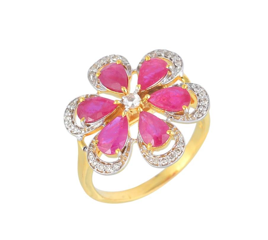 Natural Ruby & Diamond Ring 18K gold For Sale 3
