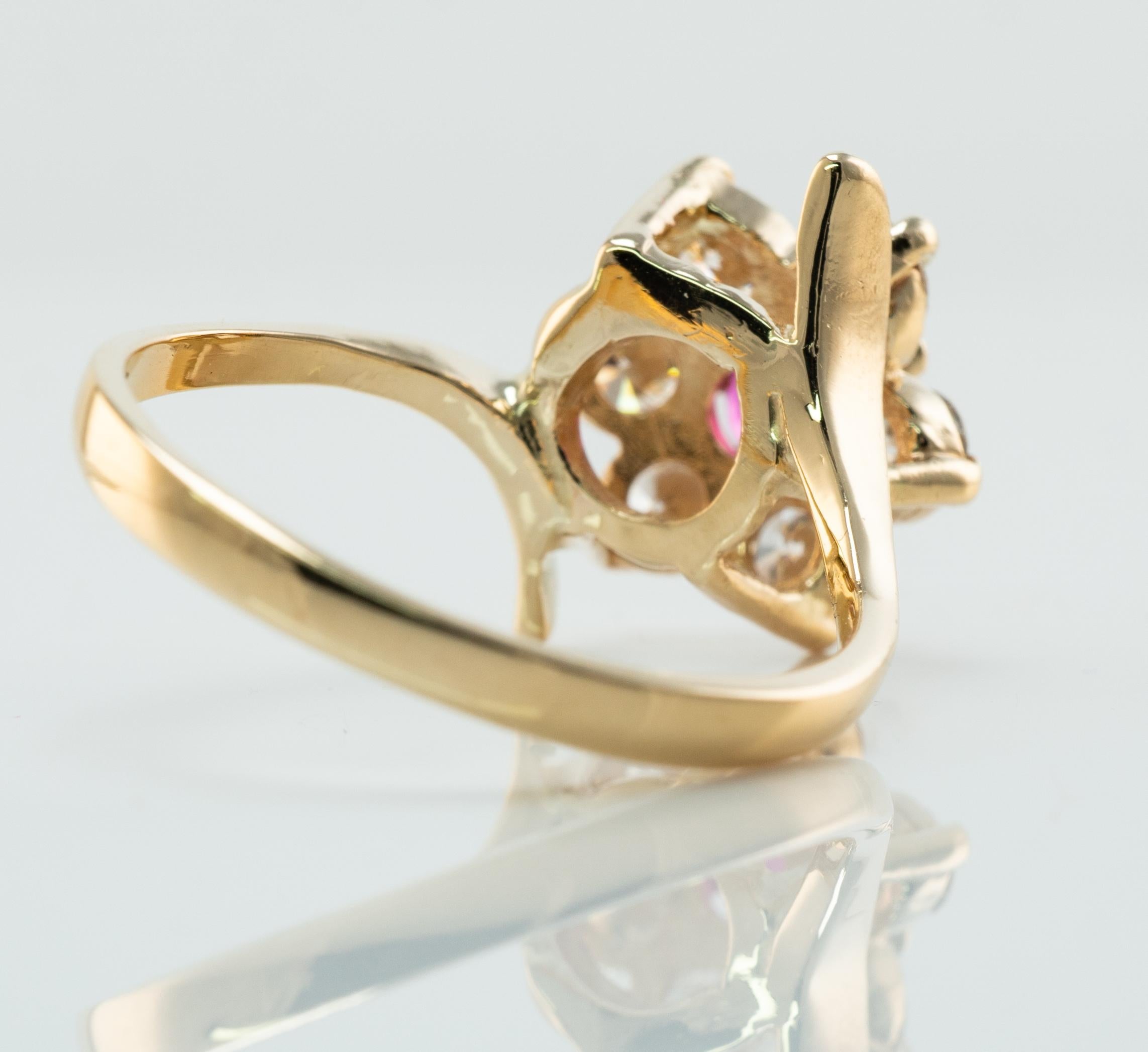 Natürlicher Rubin-Diamant-Ring 18K Gold Vintage Flower im Angebot 1