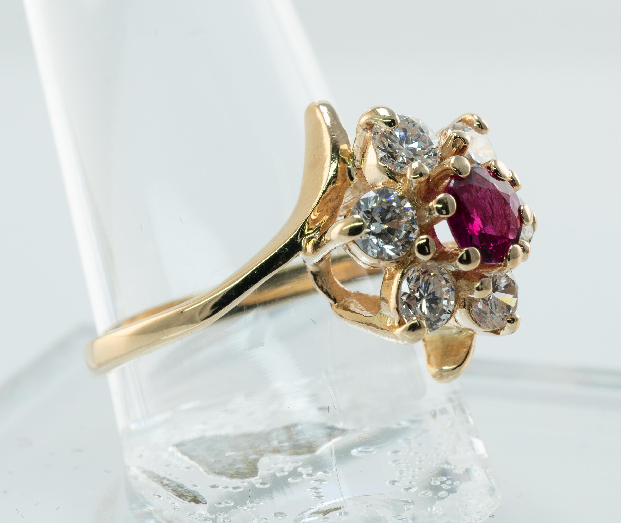 Natural Ruby Diamond Ring 18K Gold Vintage Flower For Sale 2