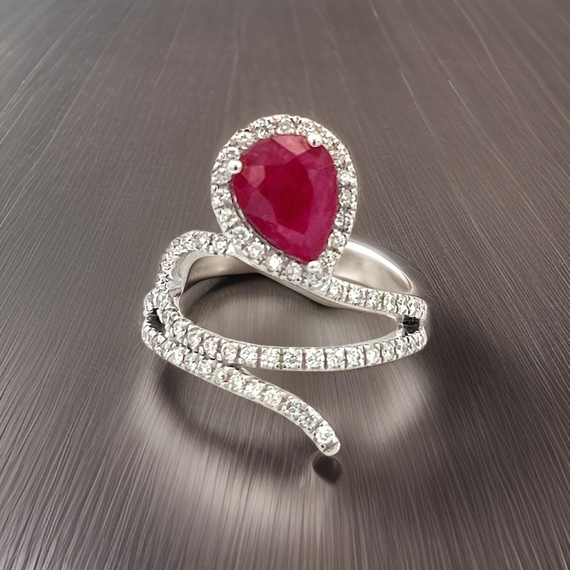 Natural Ruby Diamond Ring 6.75 14k W Gold 2.32 TCW Certified In New Condition For Sale In Brooklyn, NY