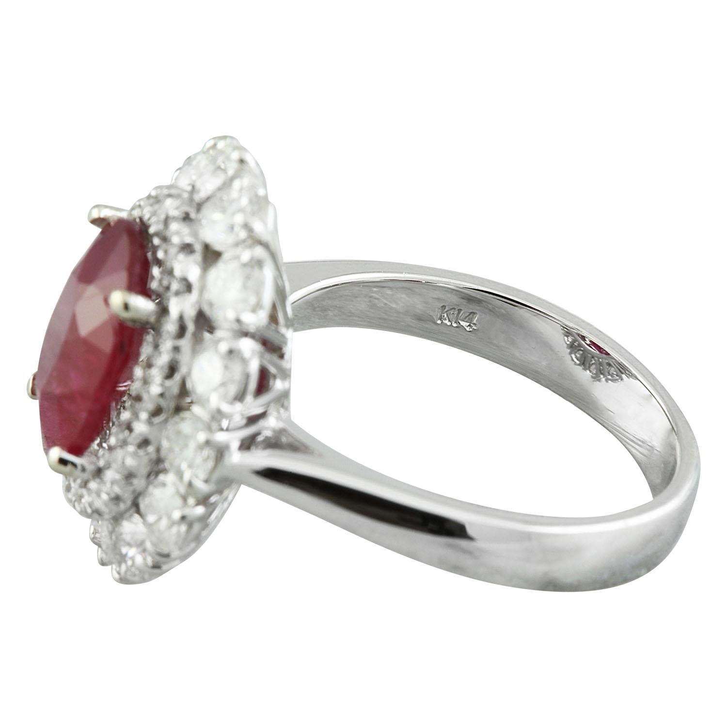 Natural Ruby Diamond Ring In 14 Karat White Gold  In New Condition For Sale In Manhattan Beach, CA
